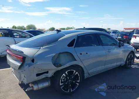 2024 Kia K5 Gt-Line из США, поврежденный, VIN 5XXG64J28RG233995